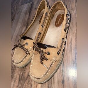 Animal print boat shoes women’s 9 Natural Soul by Naturalizer